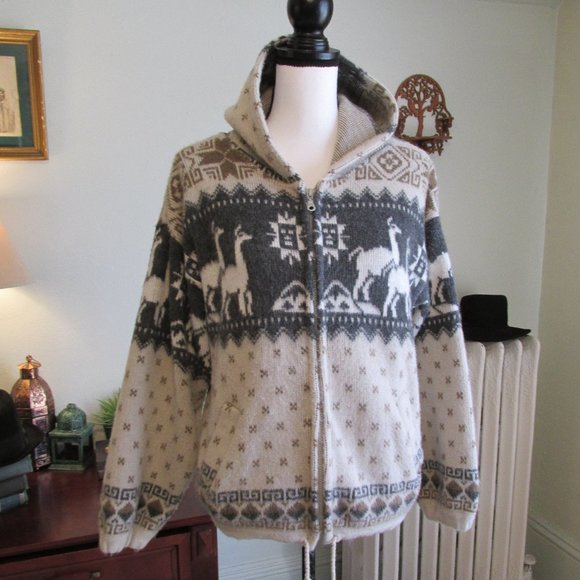 Warm Wool Sweater - Picture 2 of 5